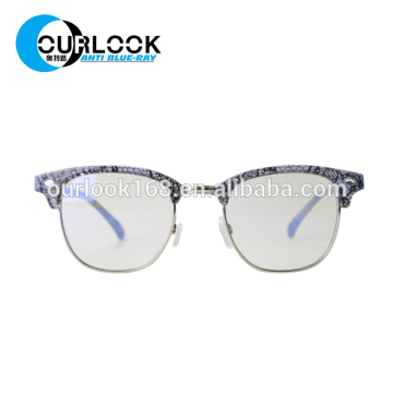 Design Plastic Titanium TR90 Glasses Frame