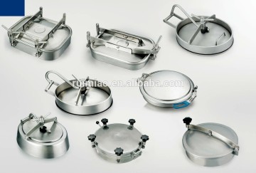 Sanitary food tank manhole