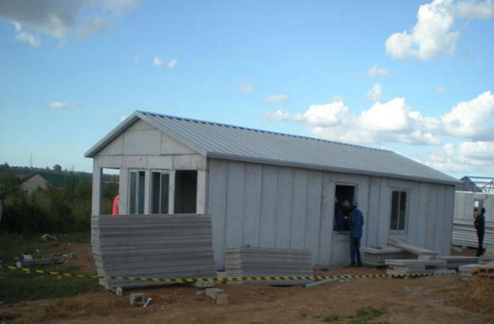 pequeñas casas modulares y casa de abuelas