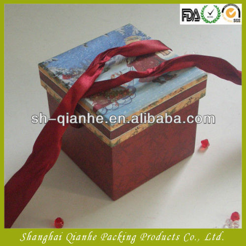 Chinese paper storage box ribbon closure