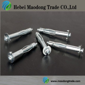 Hollow wall expandable anchor
