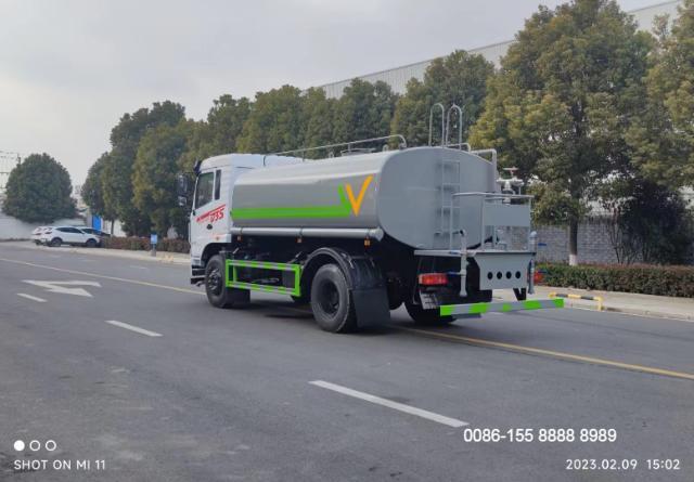 Dongfeng Green Spray Truck 10 Jpg