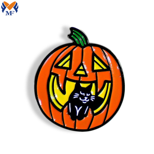 Pin de esmalte personalizado con logotipo de gato negro de calabaza