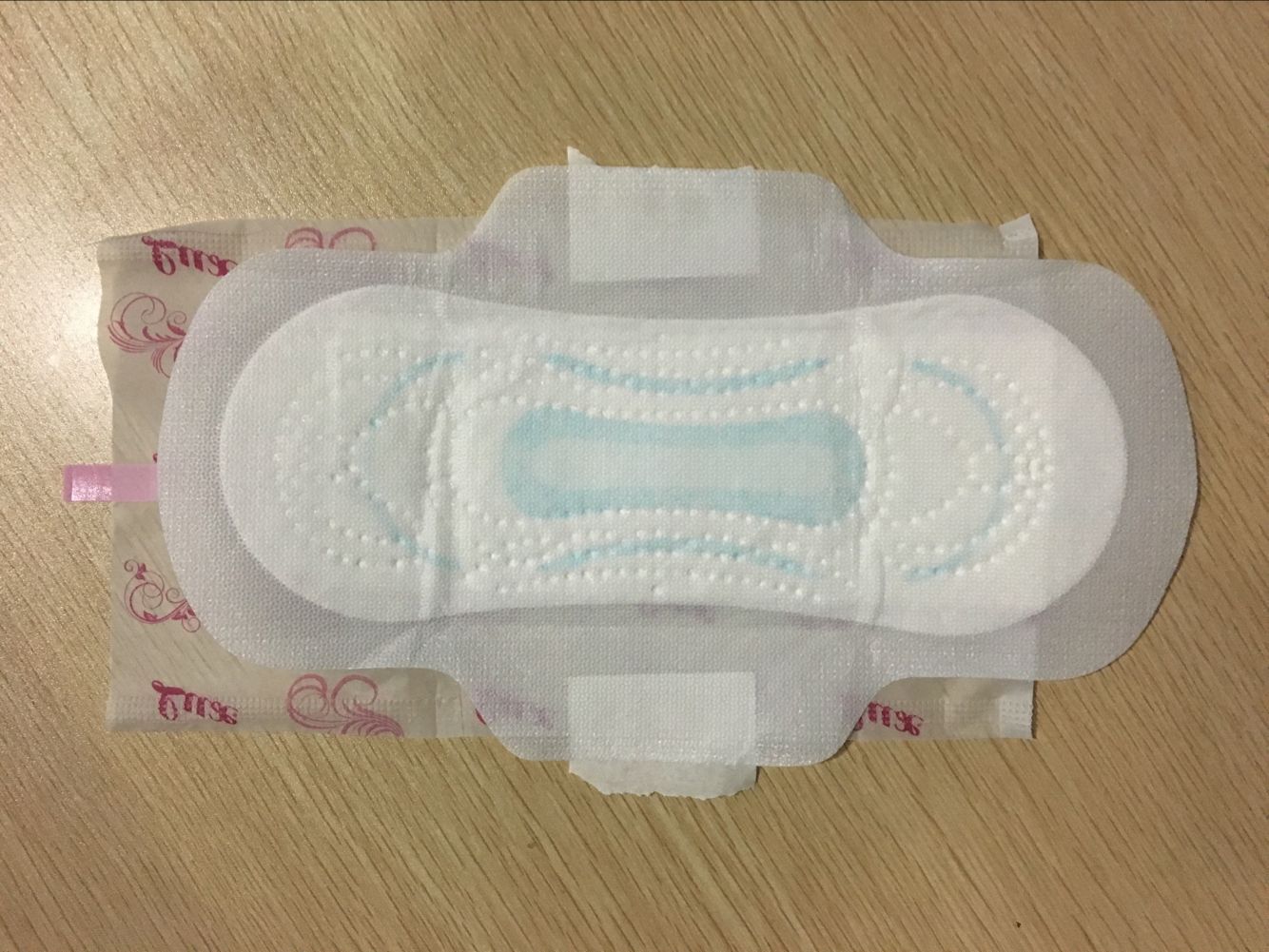 Superior Quality Cheap Disposable High Absorbency Sanitary Napkin for Women Top Cotton OEM Style