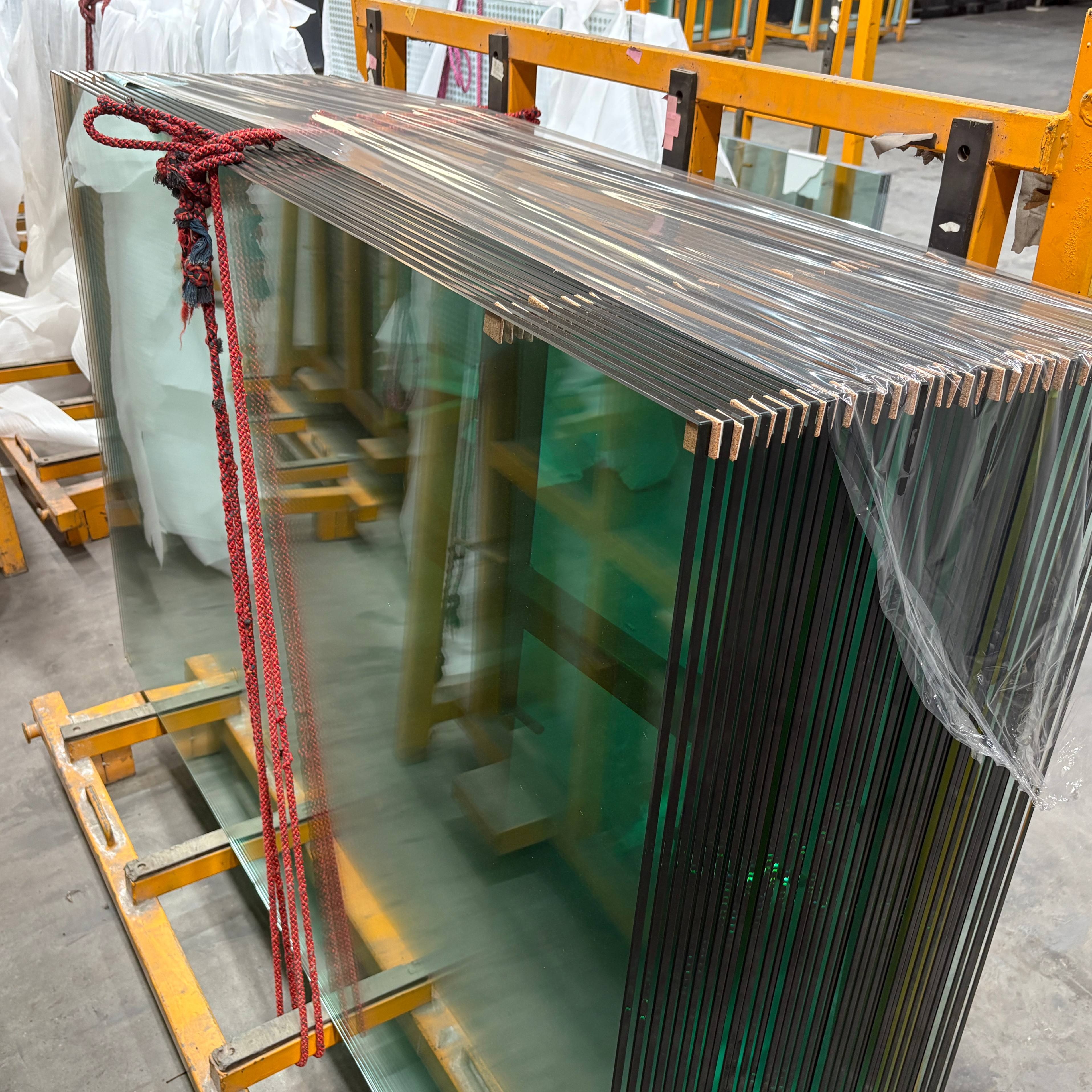 Safety Tempered Glass Custom Shapes and Sizes OEM ODM Service2
