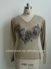 Womens Cashmere V neck printed Sweater
