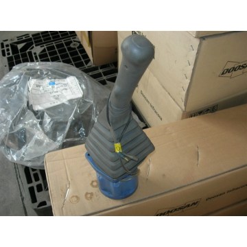 Peças de escavadeira VOLVO joystick VOE11888015