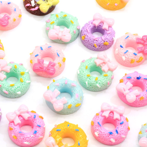 Różne 100 sztuk Kawaii Donut Cabochons miniaturowe żywiczne pączek symulowane rzemiosło spożywcze do albumu zdobienie kokarda do włosów DIY