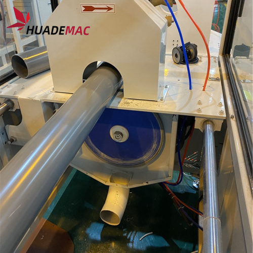 Macchina per la produzione di tubi idraulici in PVC da 110 mm