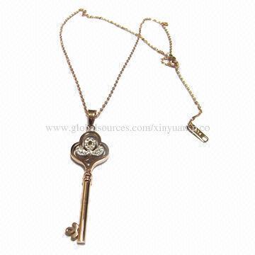 Fashion Key-shaped Stainless Steel Necklace