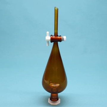 Amber Glass Separate Funnel with stopcock