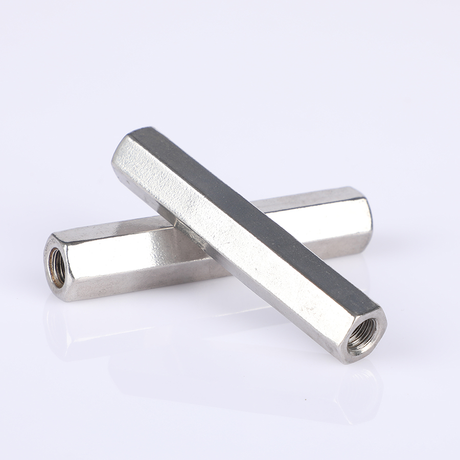 Удлинительная гайка из нержавеющей стали M8 (2) Stainless steel extension nut M8 (2)