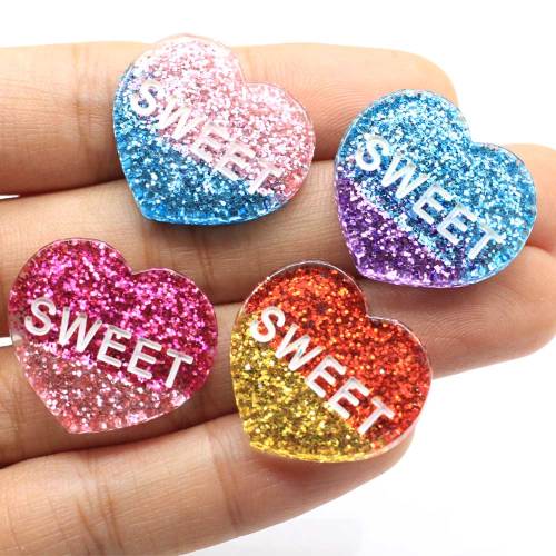 100 Stück / Lot Glitter Herz Cabochon Mix Farbe Sweet Heart Resin Craft für Frauen Mädchen Haarnadeln Ring Zubehör