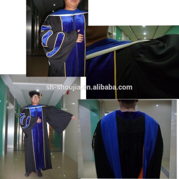 Graduation Caps and Gowns for High Schools and Colleges