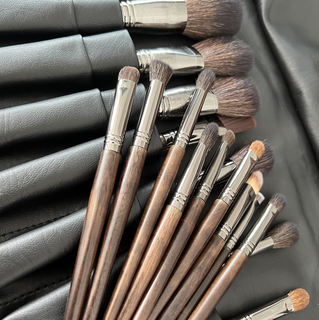 makeup brush 003