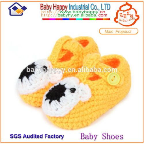 2014 handmade yellow baby wool shoe