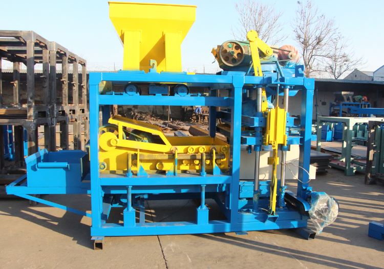 Solid Cement Brick Making Machine