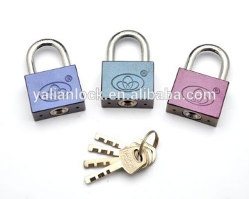 High Quality Colour Painting Vane Key Iron Padlock