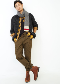 Men Snowy Fox Zip Mock Jacket Sweater