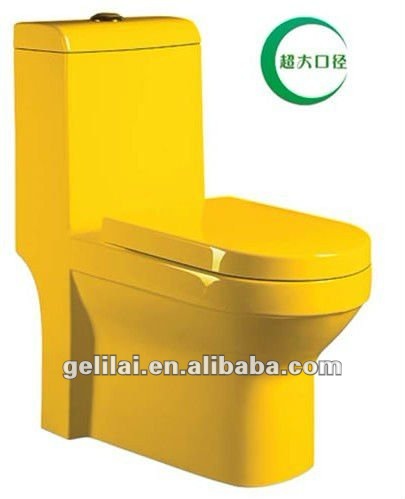 2015 More Popular One Piece Black Toilet