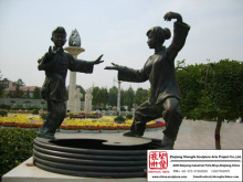 Plaza Superb Bronze Sculpture