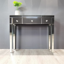 Modern Dressing Table With Mirror