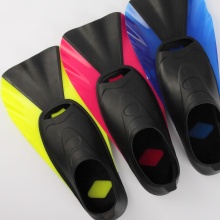 Lightweight Underwater Swimming Fins for Divers