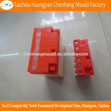 Hot runner battery cover mould