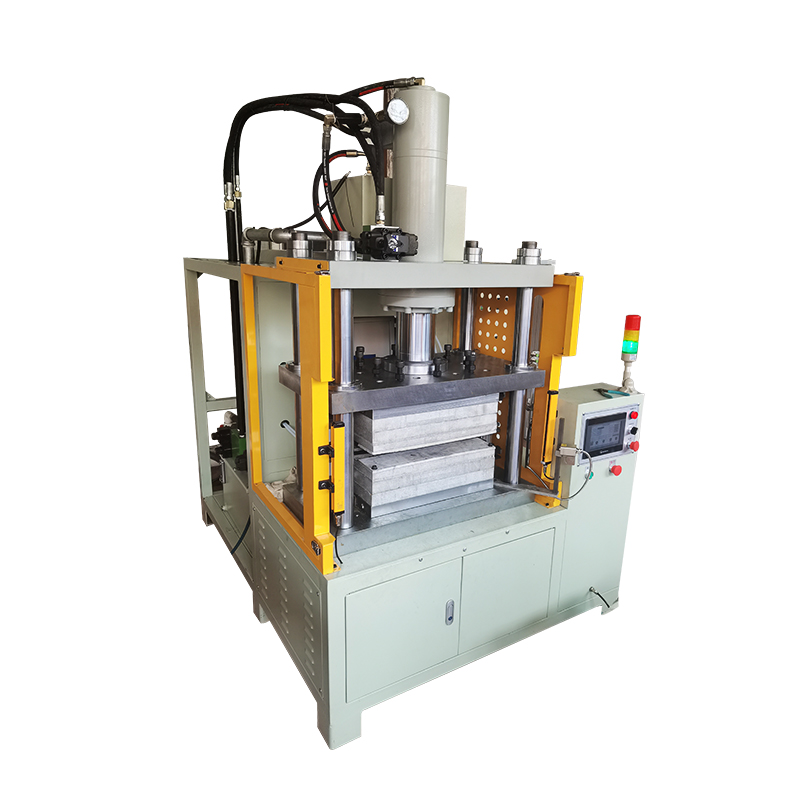 Heating and forming hydraulic press