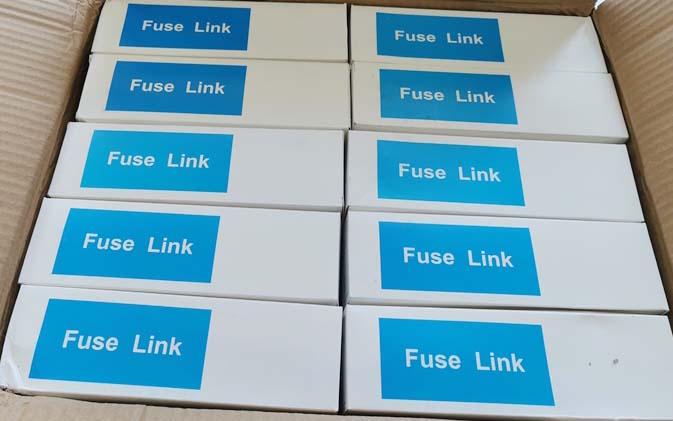 BIZTOSÍTÉK CSOMAG (2) FUSE LINK PACKAGE (2)