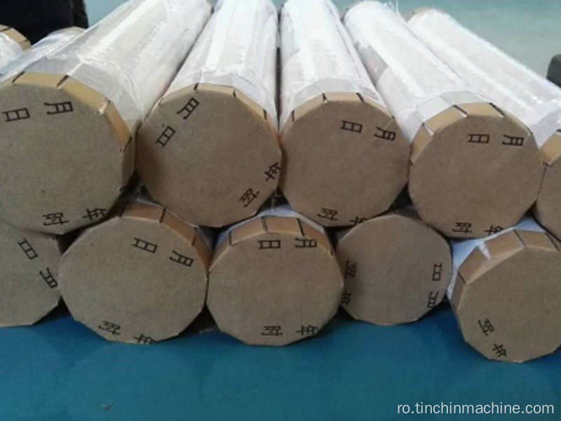 Mașină automată completă a capacului de hârtie de protecție automată