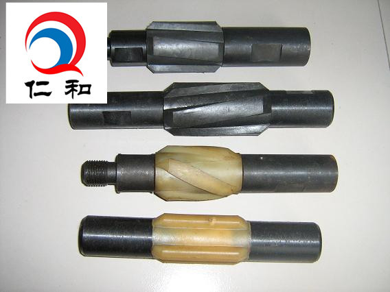 Non-Rotating Sucker Rod Centralizer with spindle