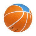 Bola Basket Karet Desain Kustom untuk Klub Promosi