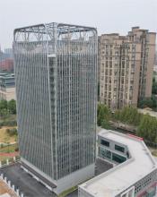 Multi-row vertical lift parking system