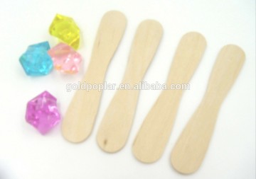 disposable wooden icecream sticks