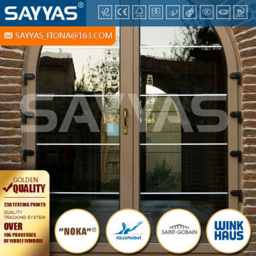 arched wood frame window