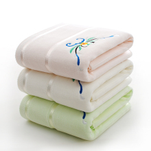 the bath towel with a special flower embroidery