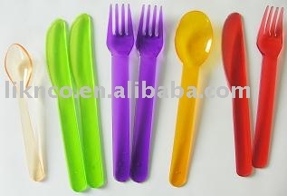 Disposable plastic cutlery