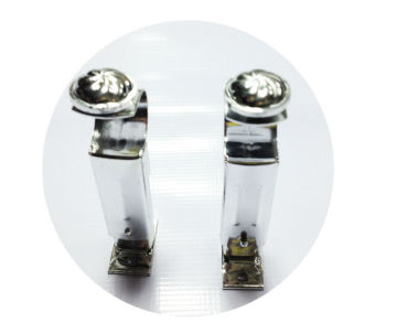 curtain rods' brackets