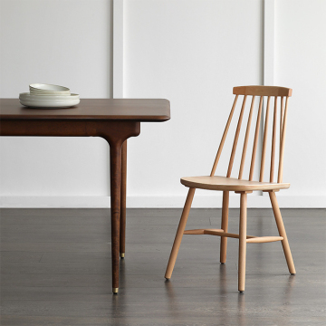 Natural Wood Windsor Dining Chairs for Banquets