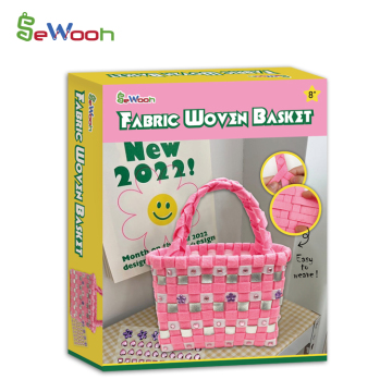 DIY Knitted Storage Basket for Kids' Dirty Toys