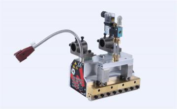 Continuous Intermittent Spraying Gun Suck-back