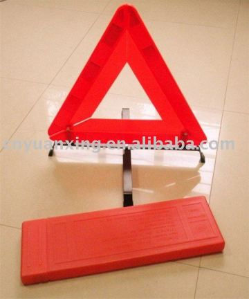 traffic warning triangle (traffic euqipment)