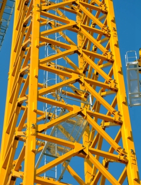 travelling or rail-mounted tower crane