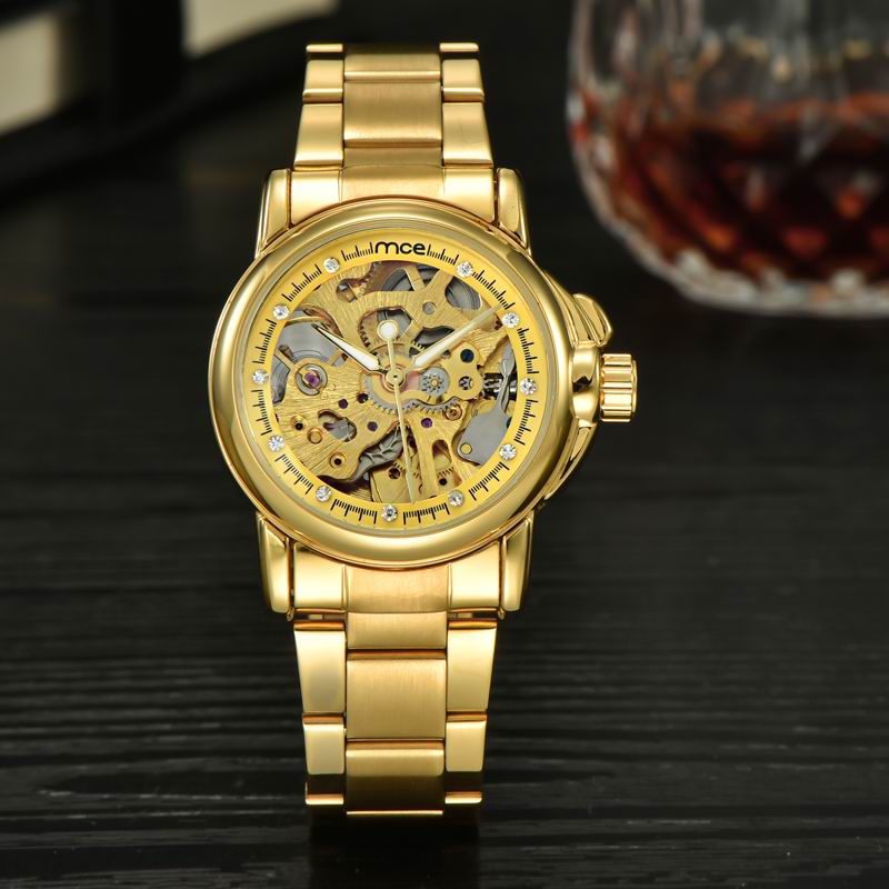 Luxury branded fashion ladies golden wrist watch