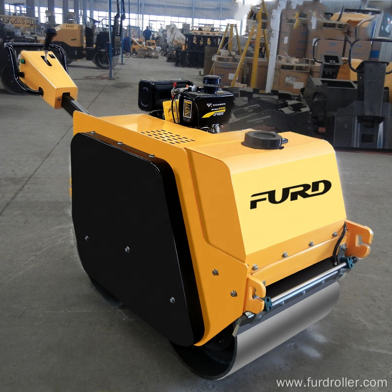 Hand push road construction machinery compactor roller with engine for sale FYLJ-S600C