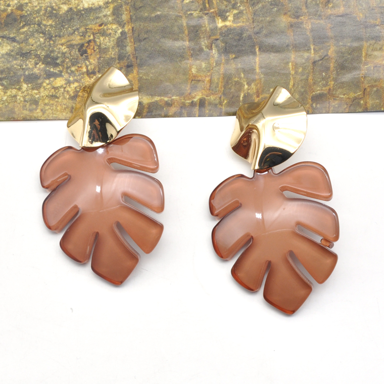 2021 Trendy acrylic palm shape monstera leaf earrings for women gold stud ear jewelry