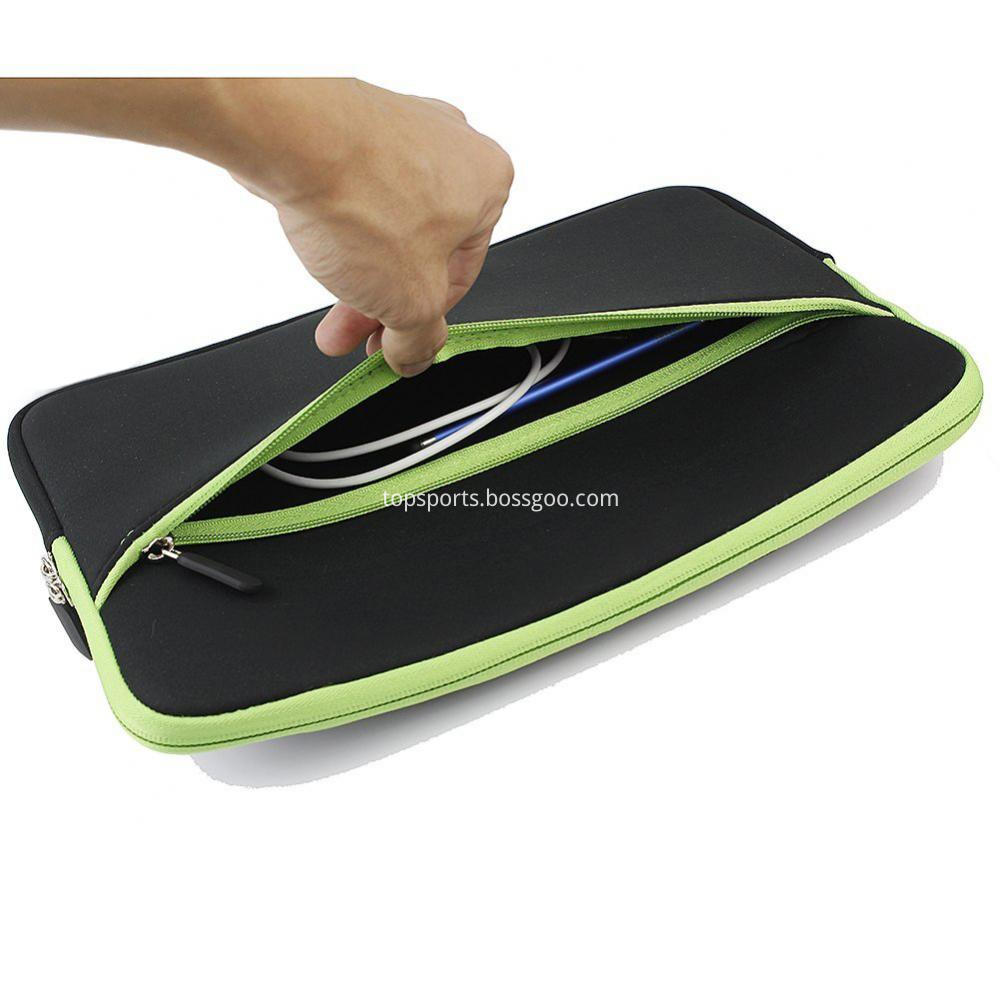 Neoprene sleeve for laptop