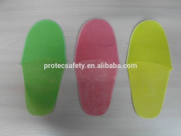 Disposable colorful non woven slippers