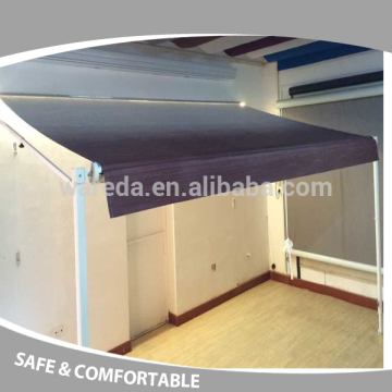 Roll out sun shade car canopy